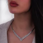 گردنبند نقره زنانه طرح V نگین‌دار لوکس 10001540 - Image 2