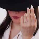 انگشتر نقره نگین‌دار مینیمال زنانه 1020122 - Image 2