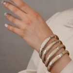 النگو نقره زنانه پهن طرح بافت مربعی نگین‌نما عیار 925 - Image 3