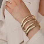 النگو نقره زنانه پهن طرح بافت نگین‌ریز عیار 925 - Image 4