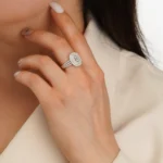 انگشتر نقره زنانه طرح هاله امپریال جواهری عیار 925 - Image 2